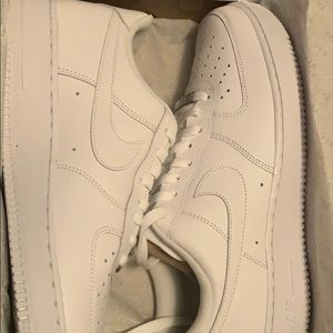 Nike White Air Force 1